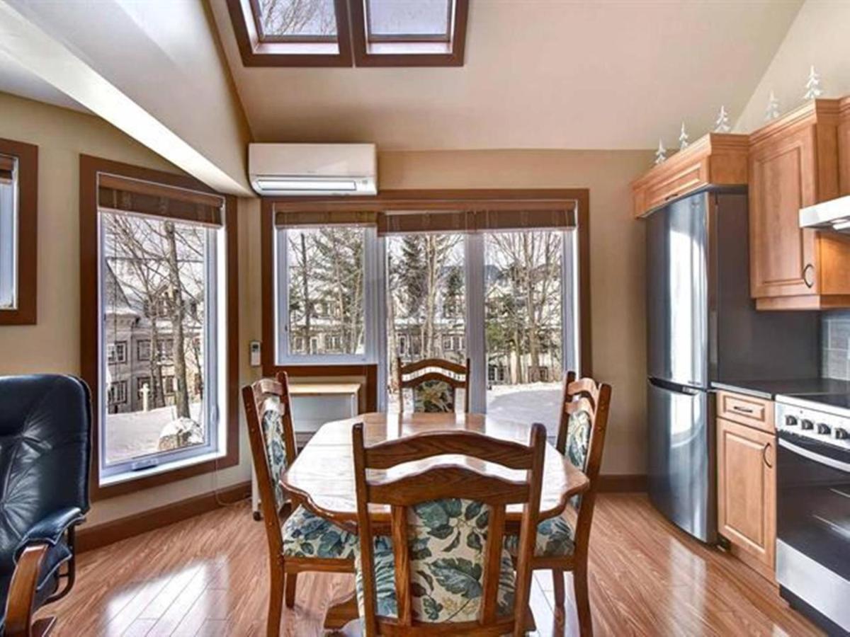Bright Condo Near The Lake By Globalstay Mont-Tremblant Kültér fotó