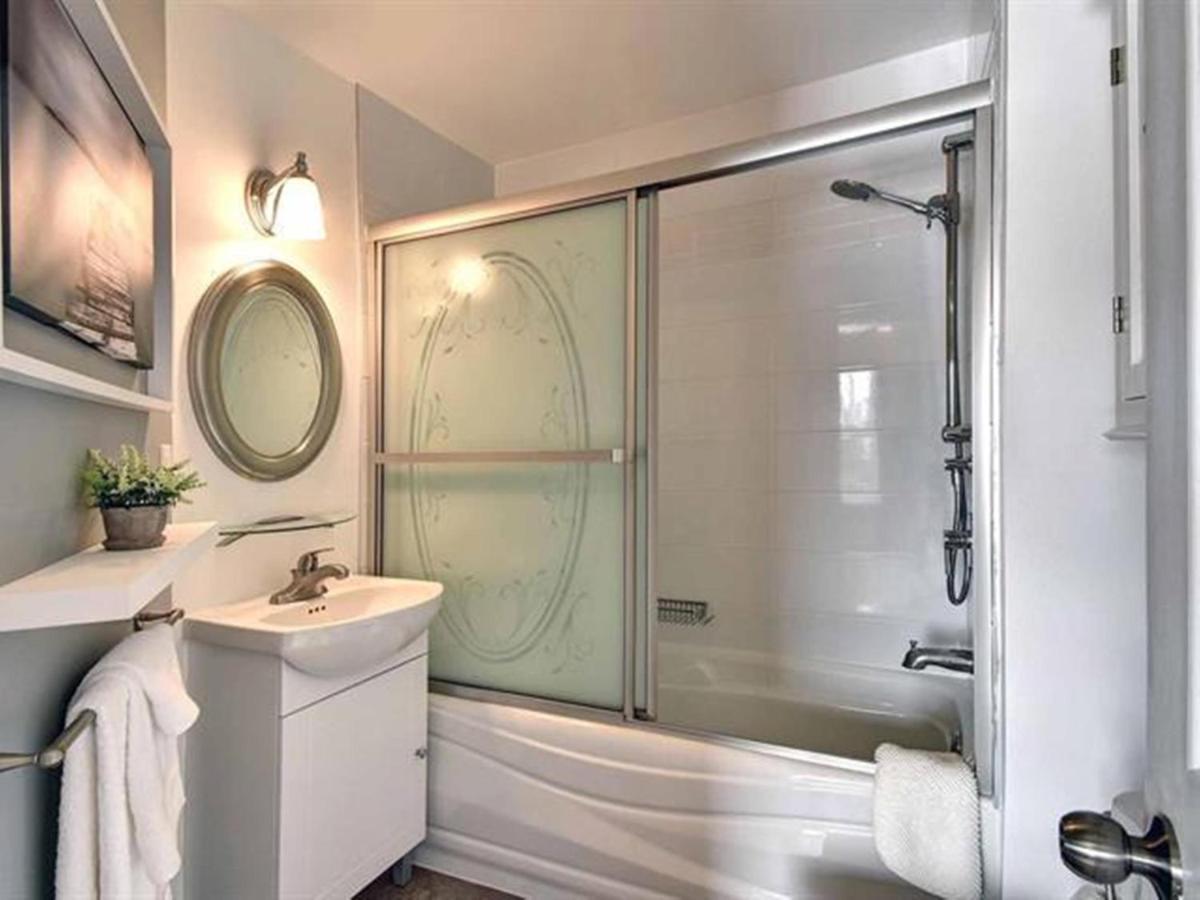 Bright Condo Near The Lake By Globalstay Mont-Tremblant Kültér fotó