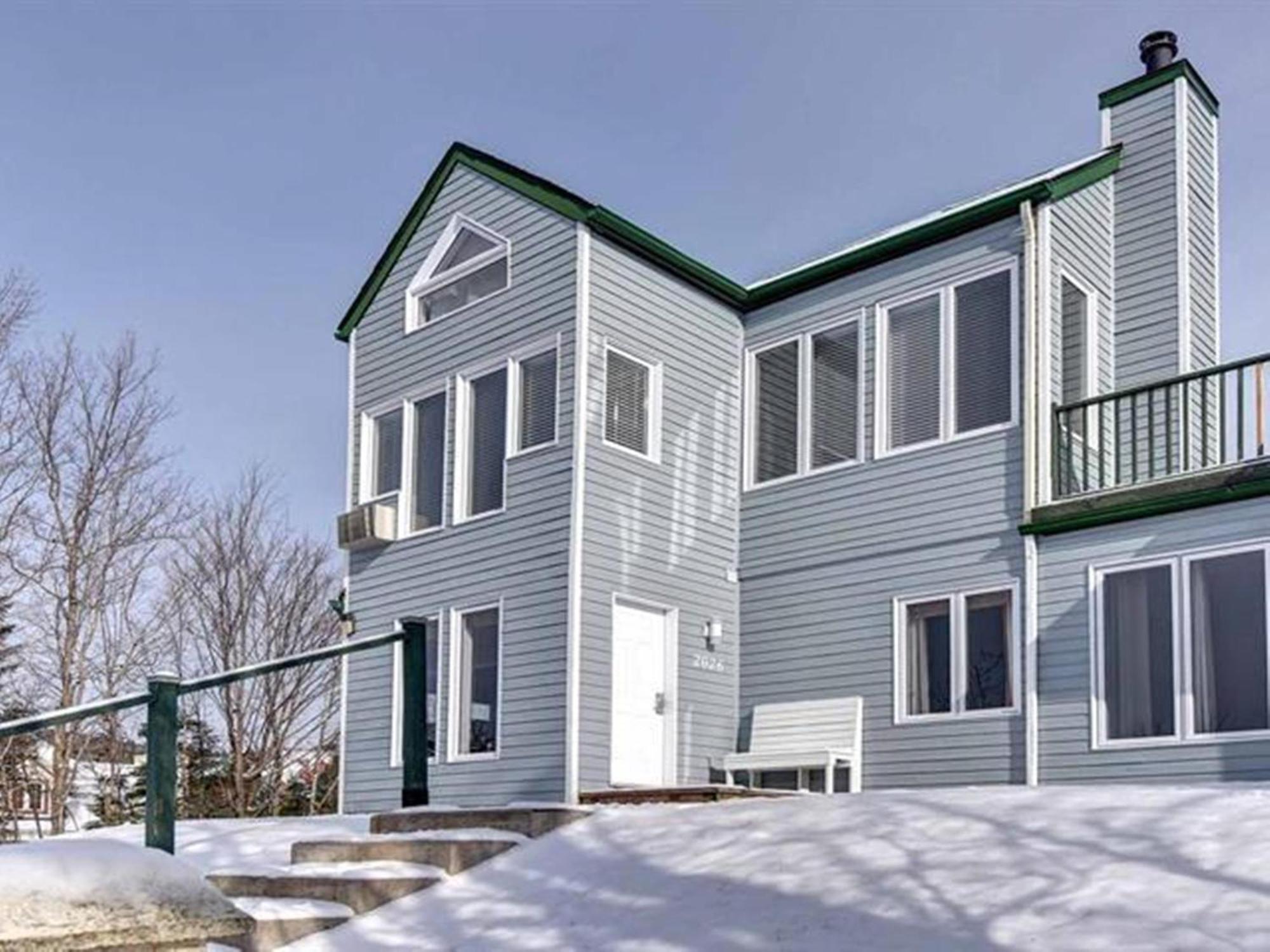 Bright Condo Near The Lake By Globalstay Mont-Tremblant Kültér fotó